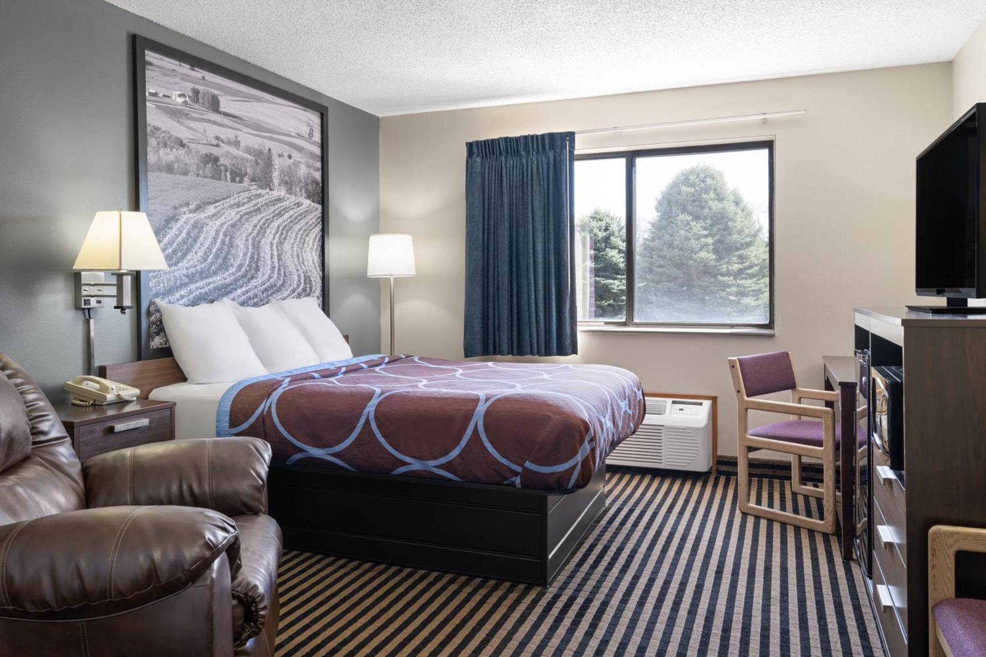 Hotel Super 8 By Wyndham Humboldt Esterno foto