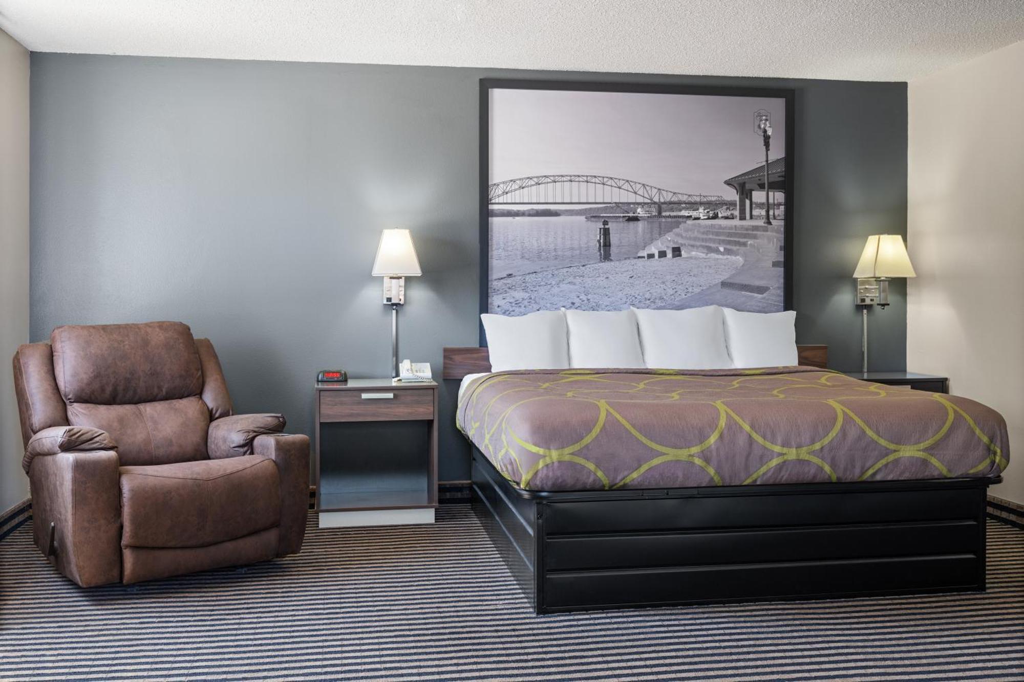 Hotel Super 8 By Wyndham Humboldt Esterno foto