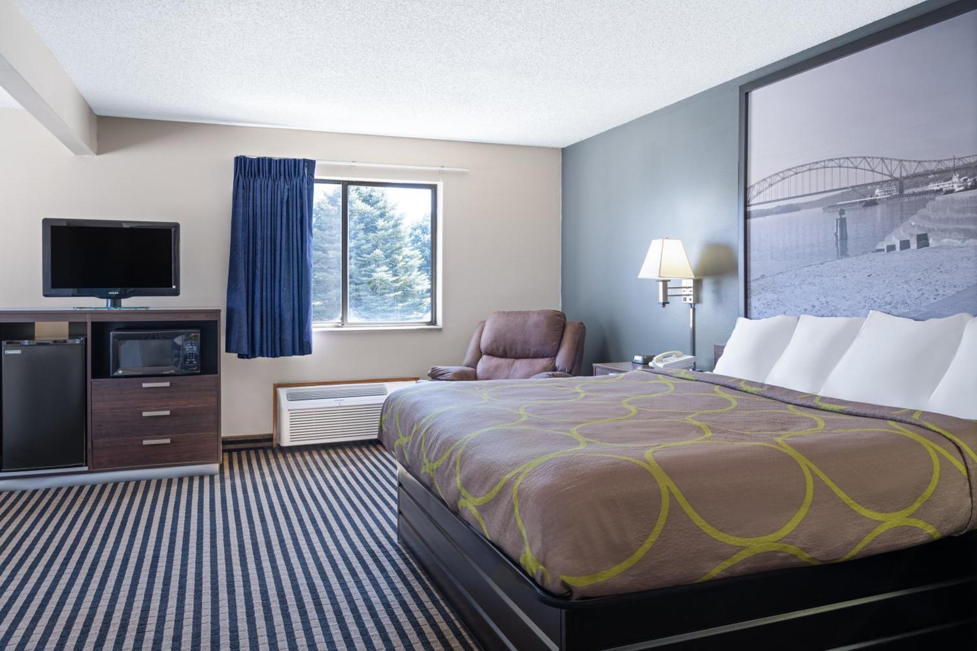 Hotel Super 8 By Wyndham Humboldt Esterno foto