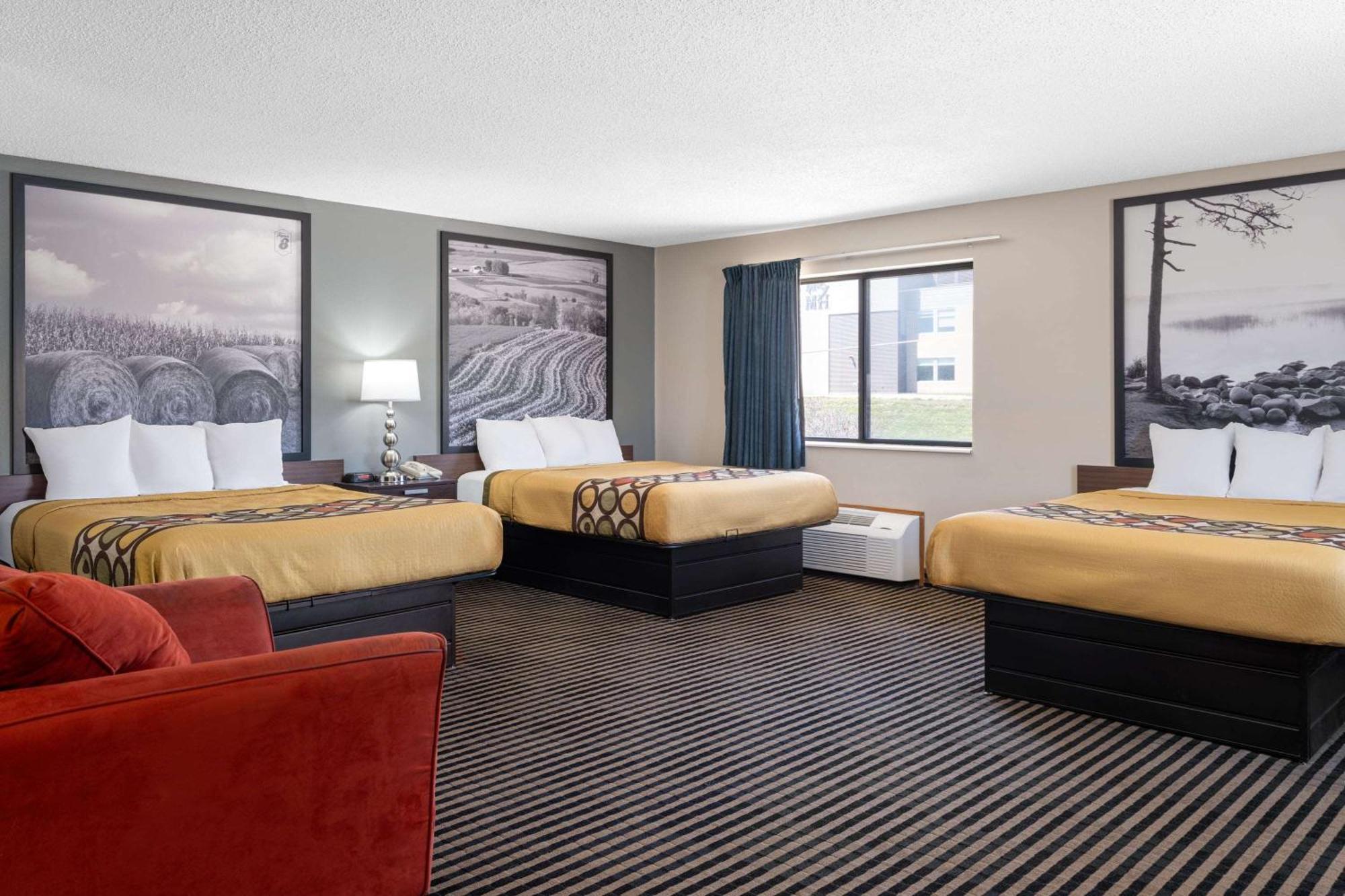 Hotel Super 8 By Wyndham Humboldt Esterno foto