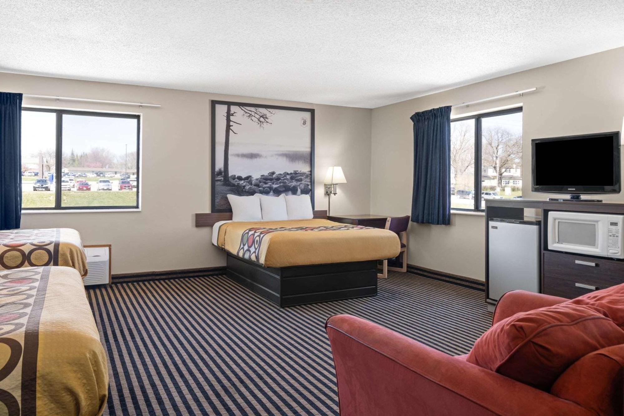Hotel Super 8 By Wyndham Humboldt Esterno foto