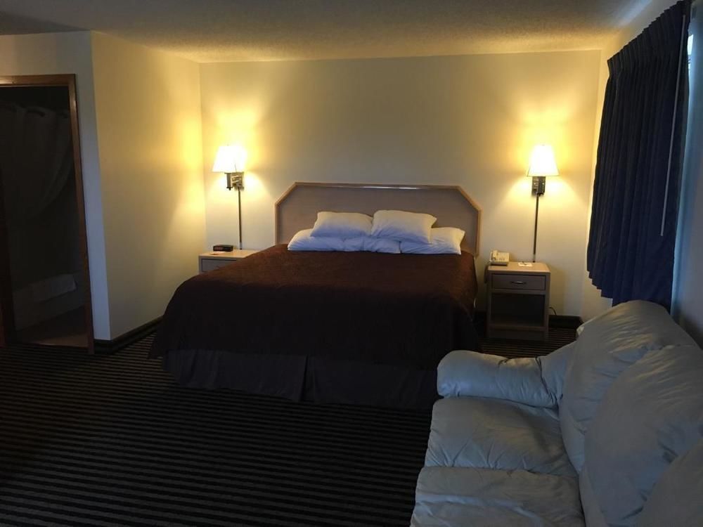 Hotel Super 8 By Wyndham Humboldt Esterno foto