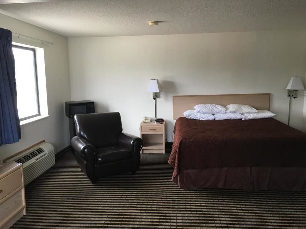 Hotel Super 8 By Wyndham Humboldt Esterno foto